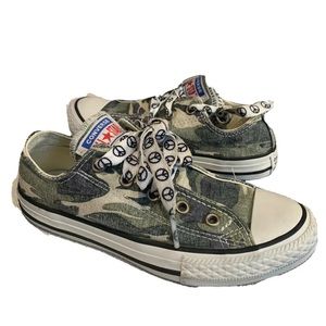 Converse All Star Green Camouflage Slip On/Laceless Shoes Size 1 Juniors Unisex